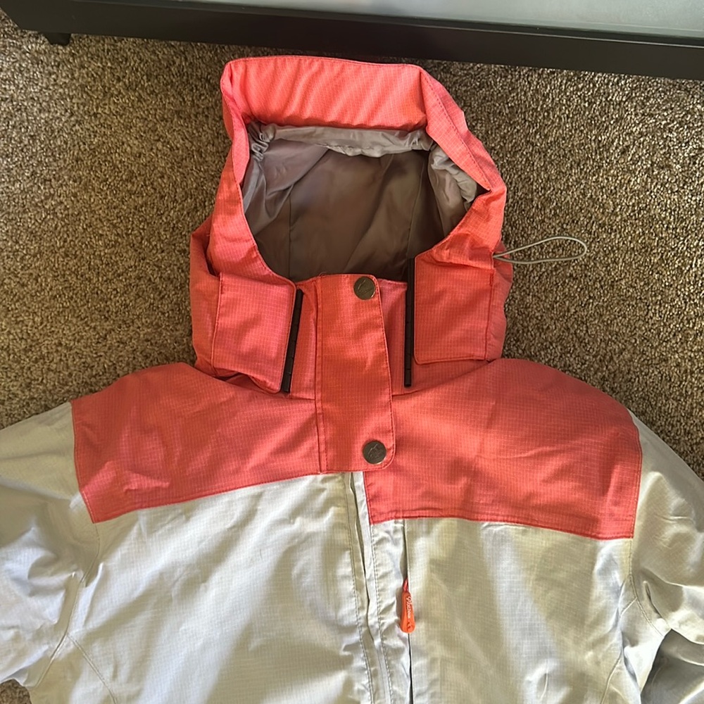 Morrow Snow Jacket(Youth Large, fits a women’s Small)